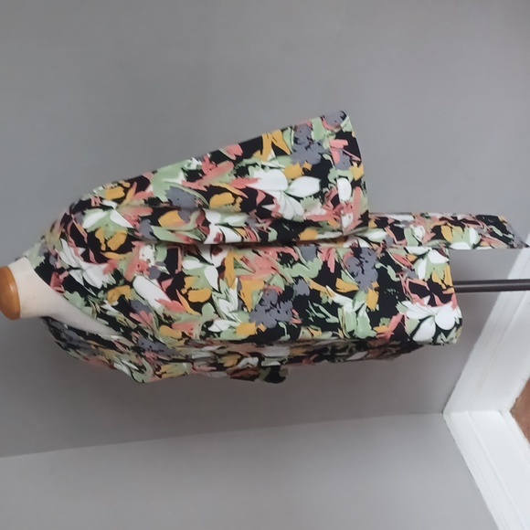 Pink Martini Flutter Kimono Size XS - Picture 6 of 11